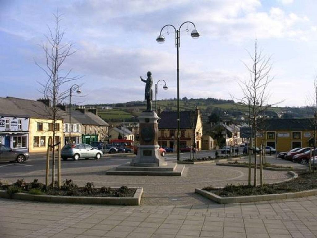 Jack O'Rourke'S Bar & Accommodation Abbeyfeale Exterior photo